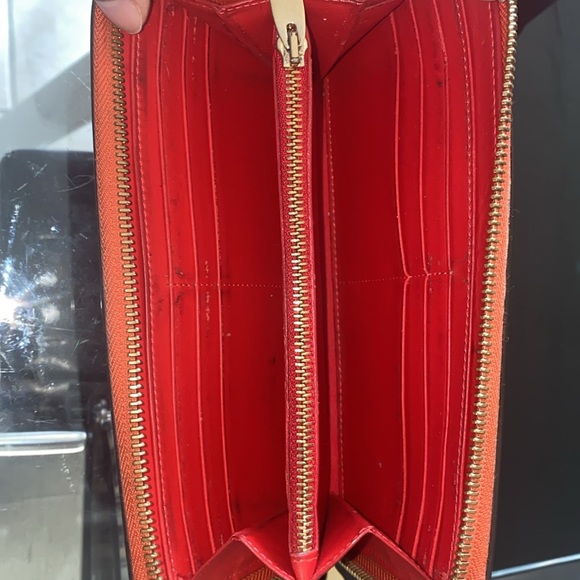 Christian louboutin  long wallet - Picture 5 of 8